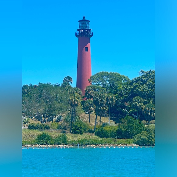 Meet your Posher, Katie - Picture 1 of 1